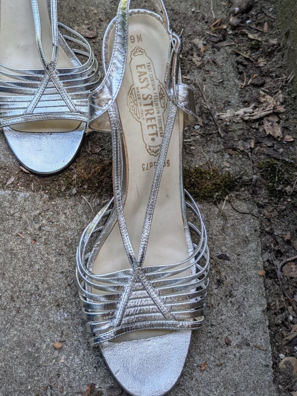Made in Italy vintage Easy Street strappy slingback silver heels size 9
